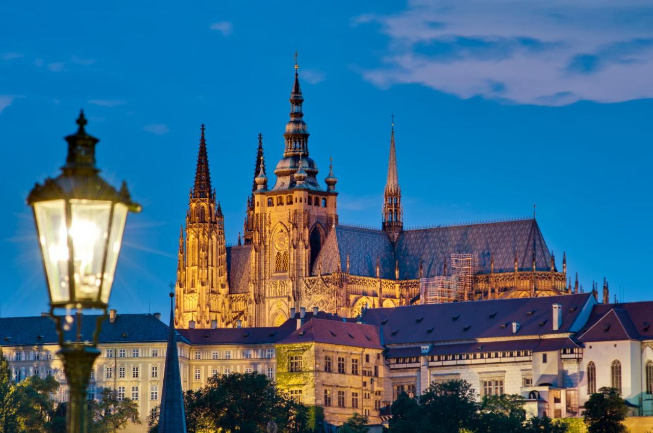 At Garden Towers * Praha