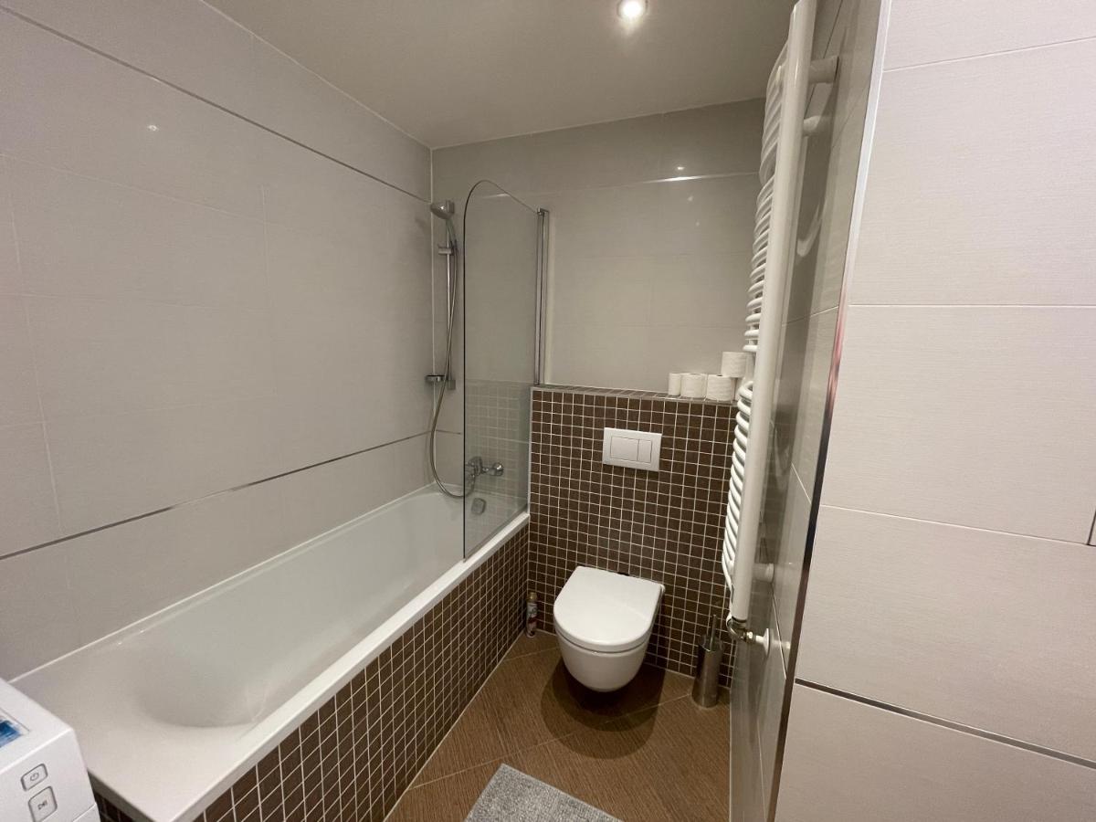 Apartmán At Garden Towers *